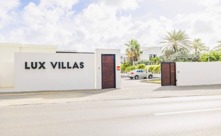 Lux Boutique | 9 Apartments