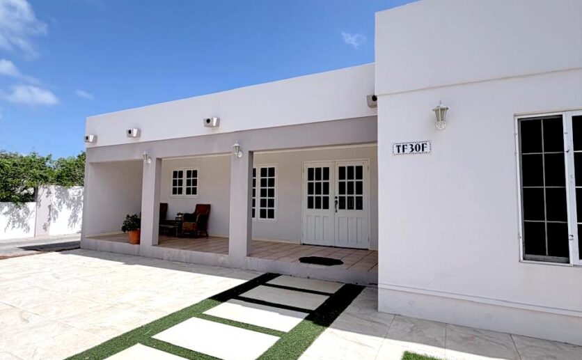 Tanki Flip | 2 Bedroom